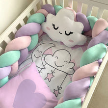 Cargar imagen en el visor de la galería, Juego de cuna con protector de barandal trenzado