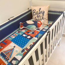 Cargar imagen en el visor de la galería, Juego de cuna con protector de baradal plano