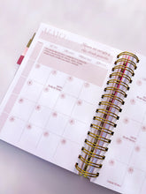 Cargar imagen en el visor de la galería, Agenda 2026 personalizada "SEMILLAS"