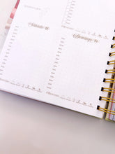 Cargar imagen en el visor de la galería, Agenda 2026 personalizada "SEMILLAS"